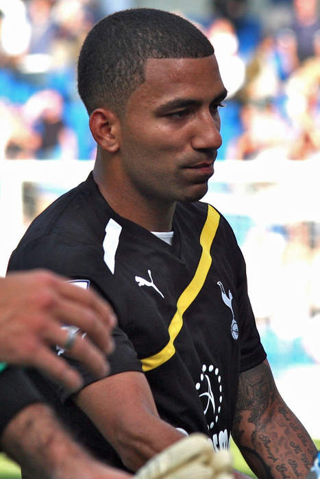 Aaron Lennon: English footballer (born 1987)