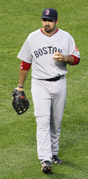 Adrián González: Mexican-American baseball player (born 1982)