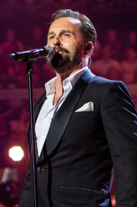 Alfie Boe: English actor and singer (born 1973)