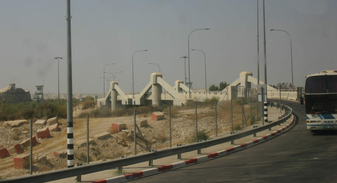 Allenby Bridge: Israel-Jordan border crossing