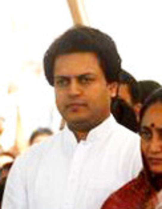 Amit Deshmukh: Indian politician