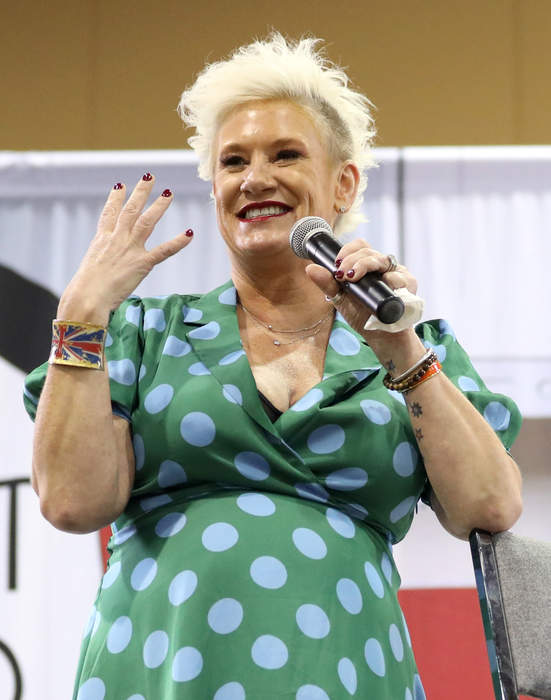 Anne Burrell: American chef (born 1969)