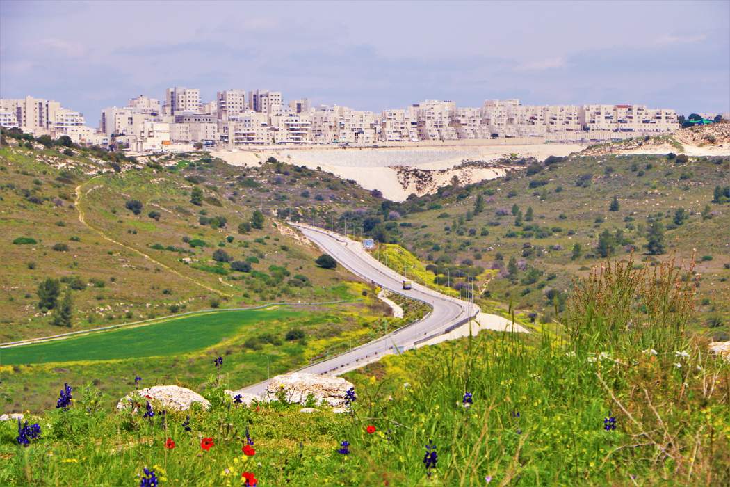 Beit Shemesh: City in Israel