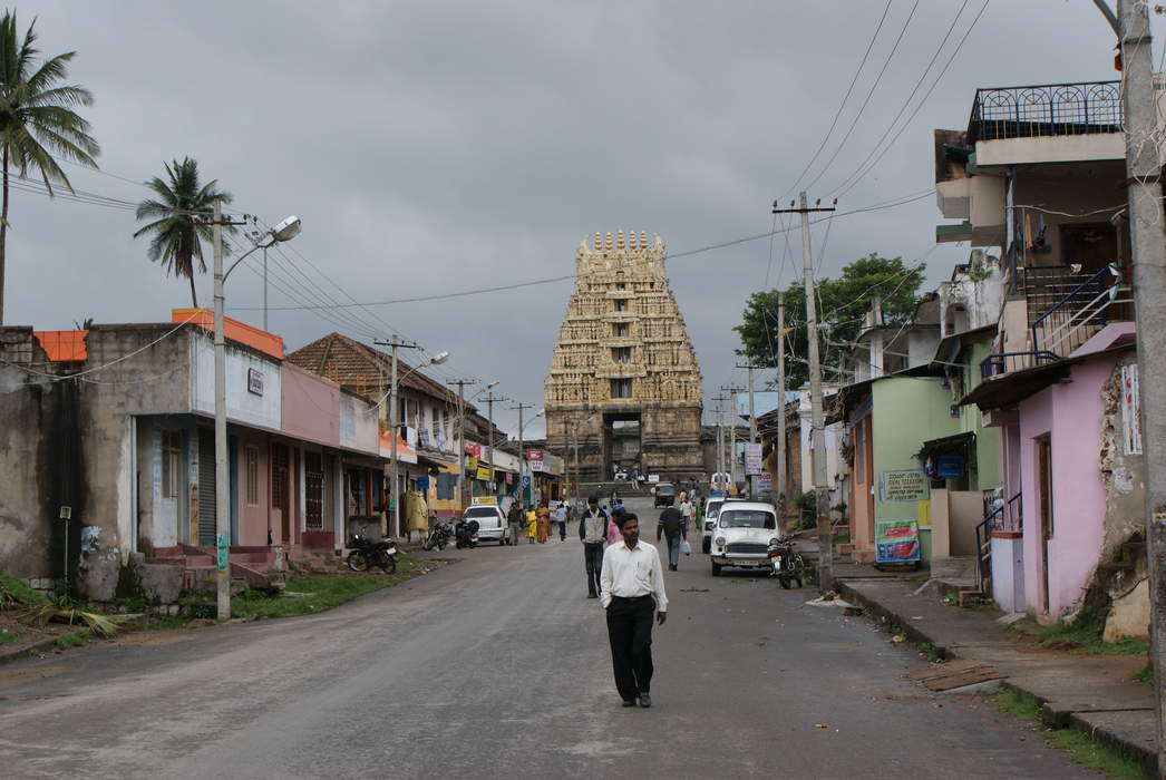 Belur, Karnataka: Town in Karnataka, India