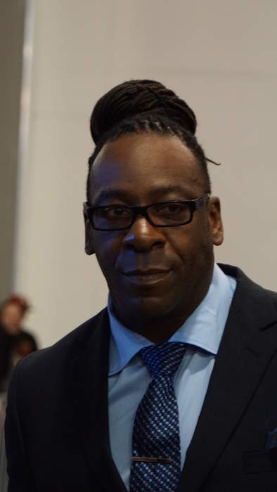 Booker T (wrestler): American professional wrestler (born 1965)