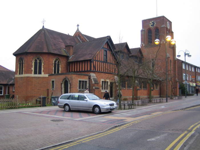 Borehamwood: Town in southern Hertfordshire, England