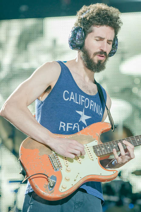 Brad Delson: American guitarist