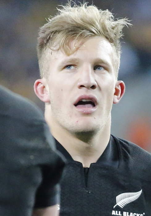 Damian McKenzie: Rugby player