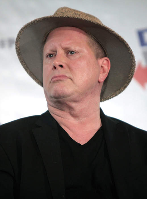 Darrell Hammond: American actor and comedian