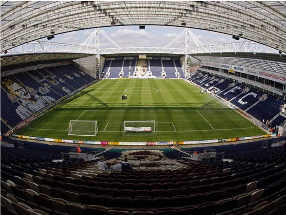 Deepdale: English football stadium