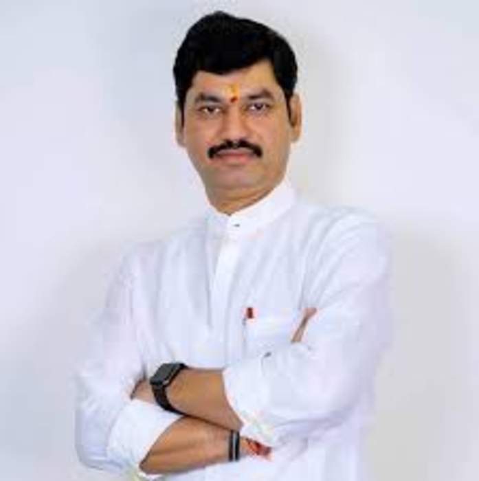 Dhananjay Munde: Indian politician