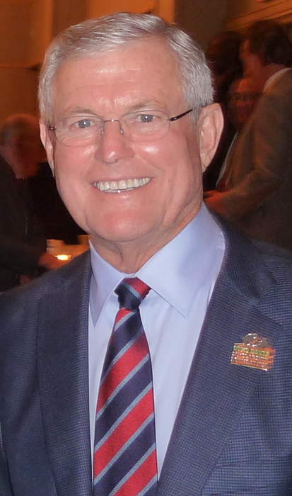 Dick Vermeil: American football coach (born 1936)