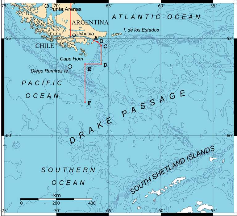 Drake Passage: Body of water which connects the Atlantic Ocean with the Pacific Ocean in the South.