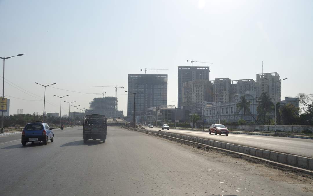 Eastern Metropolitan Bypass: Road in Kolkata, India