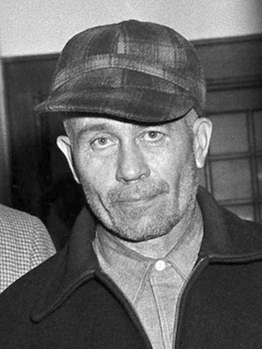 Ed Gein: American murderer and human trophy collector (1906–1984)