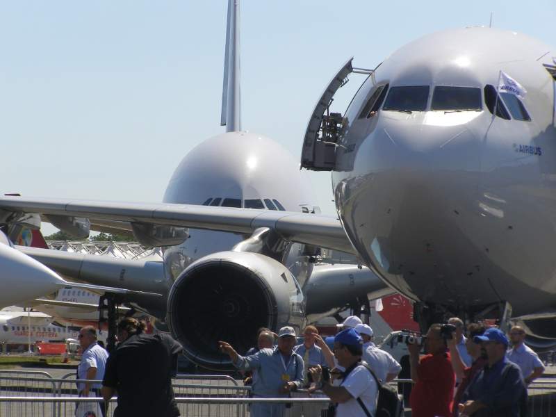 Farnborough International Airshow: UK airshow and arms trade exhibition