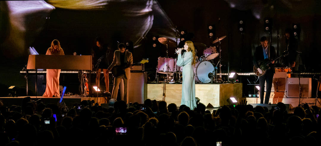 Florence and the Machine: English indie rock band