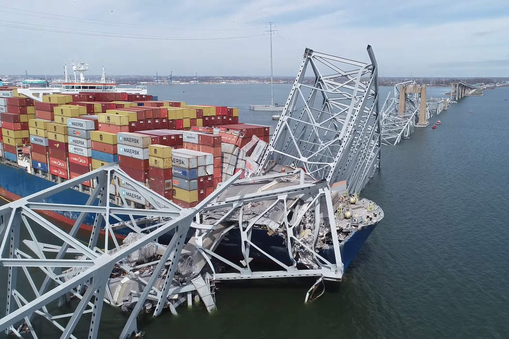 Francis Scott Key Bridge collapse: 2024 bridge collapse near Baltimore, Maryland, US