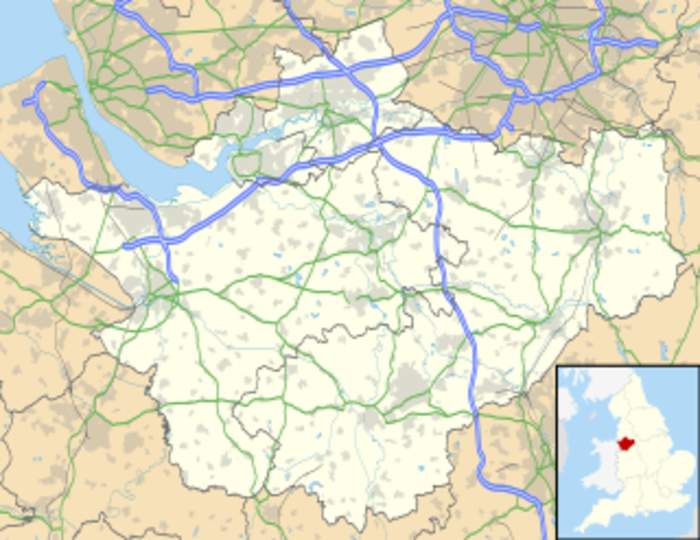 Frodsham: Town and civil parish in England