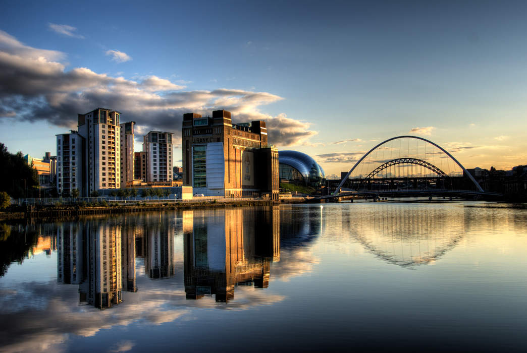 Gateshead: Town in Tyne and Wear, England
