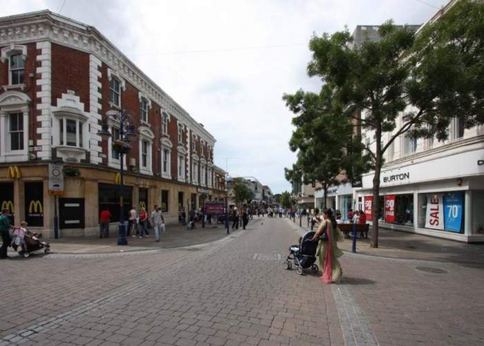 Gravesend: Town in Kent, England