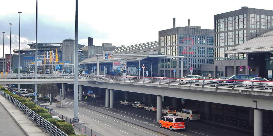 Hamburg Airport: Airport in Hamburg, Germany