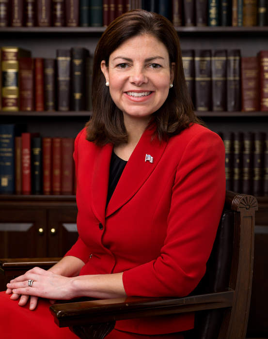 Kelly Ayotte: American attorney and politician (born 1968)