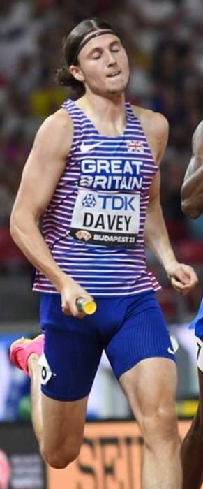 Lewis Davey: British athlete (born 2000)