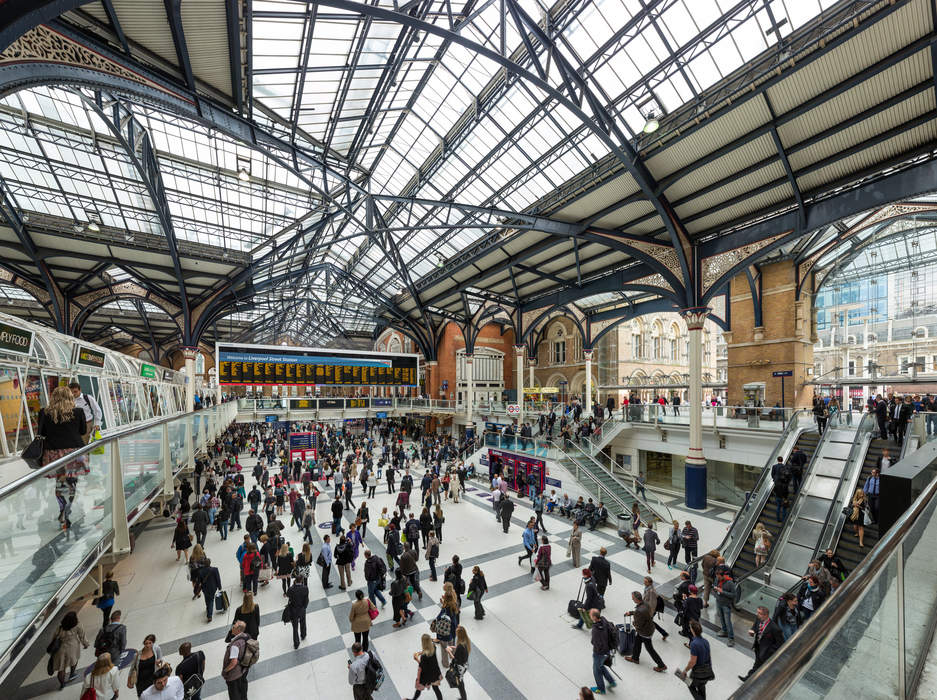 Liverpool Street station: London Underground and railway station