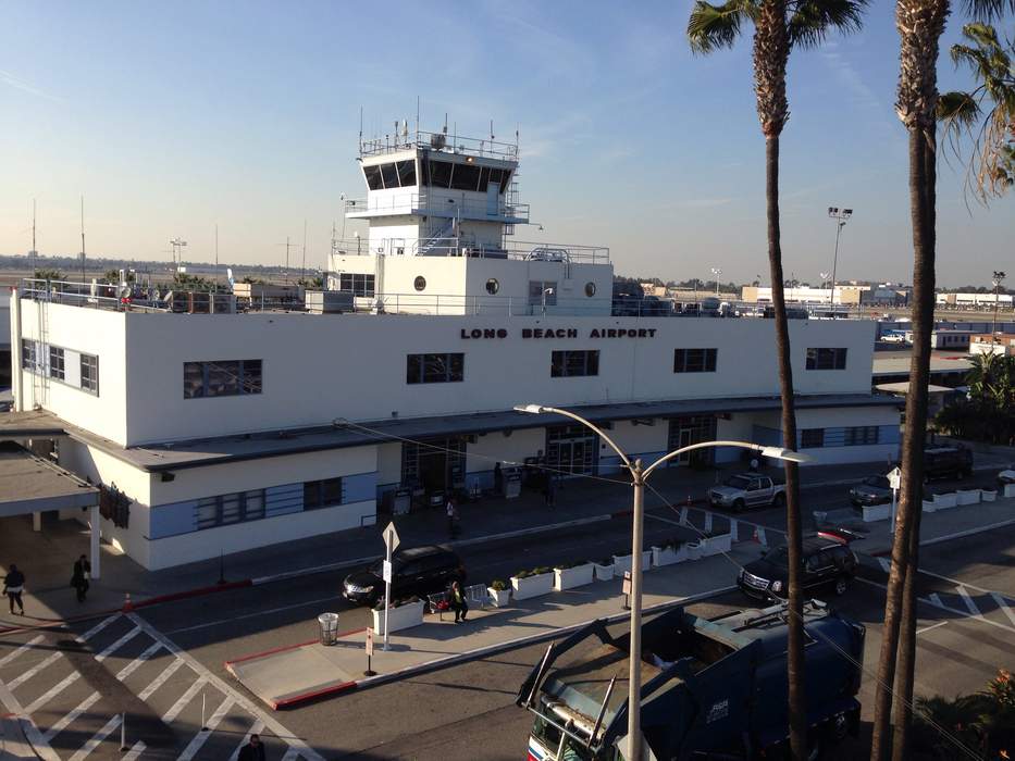 Long Beach Airport: Domestic airport in Long Beach, California