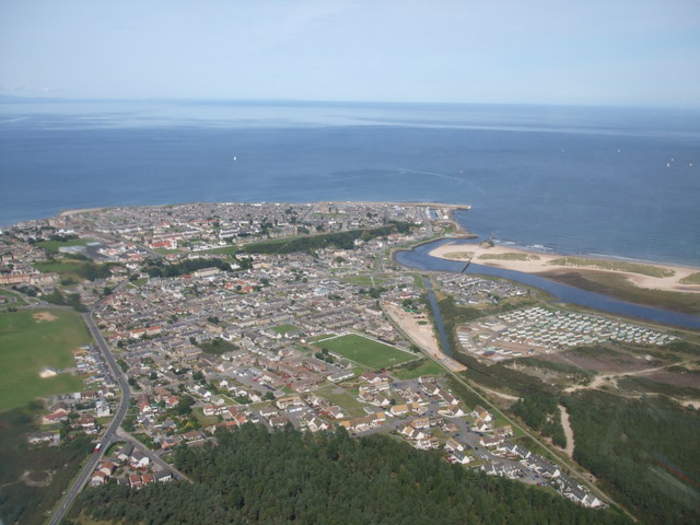 Lossiemouth: Town in Moray, Scotland