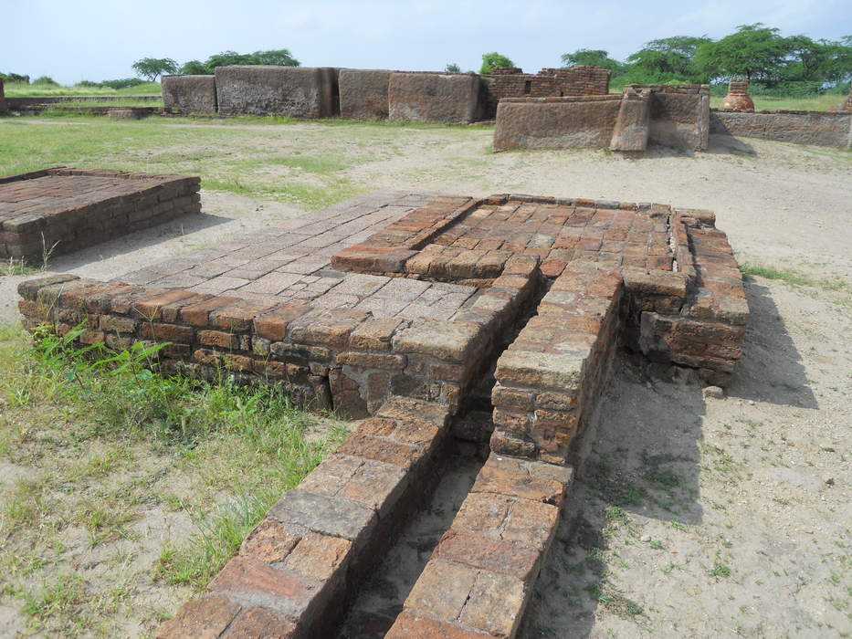 Lothal: Prominent city of the ancient Indus valley civilization (present-day Gujarat, India)