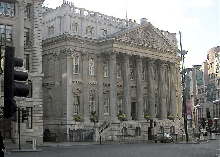 Mansion House, London: Official residence of the Lord Mayor of London