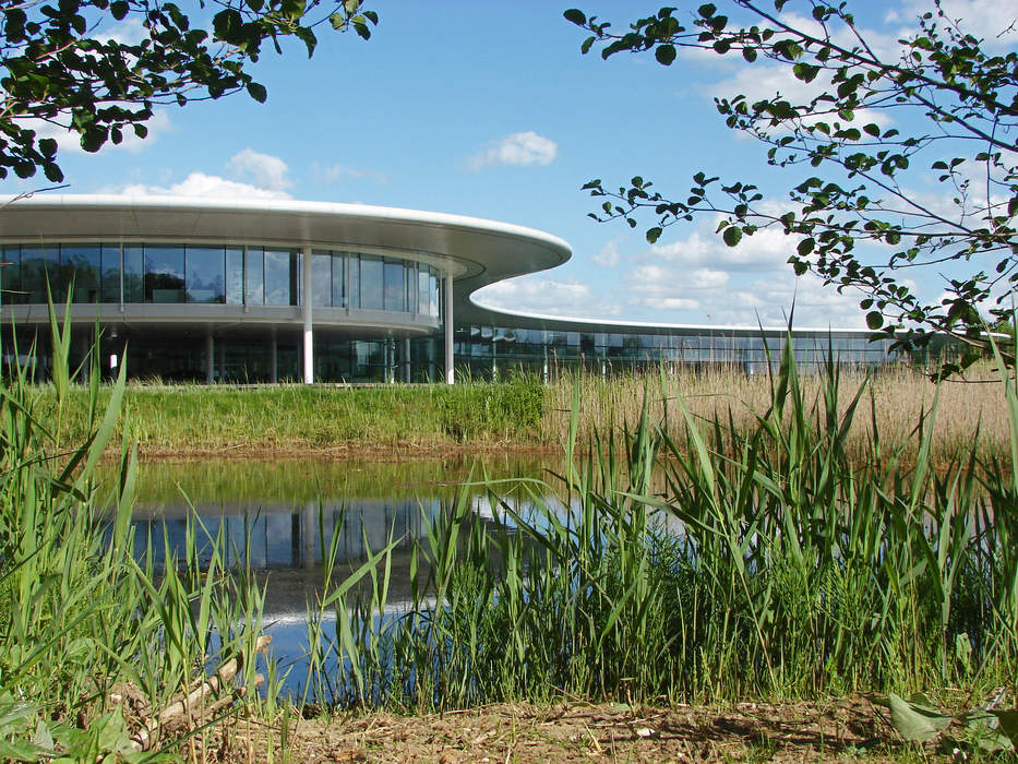 McLaren Technology Centre: Headquarters of the McLaren Group