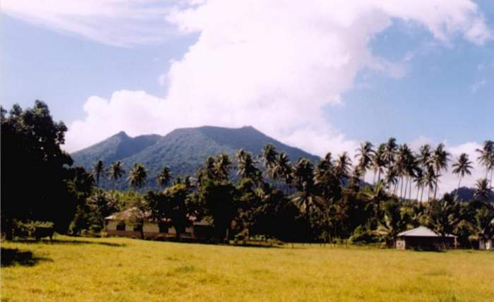 Mount Ibu: Volcano in Indonesia