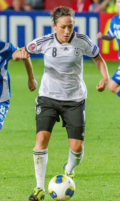 Nadine Keßler: German footballer (born 1988)