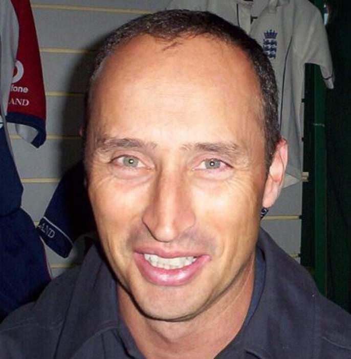 Nasser Hussain: English cricketer (born 1968)