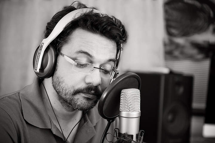 Neelesh Misra: Indian journalist, writer, and musician