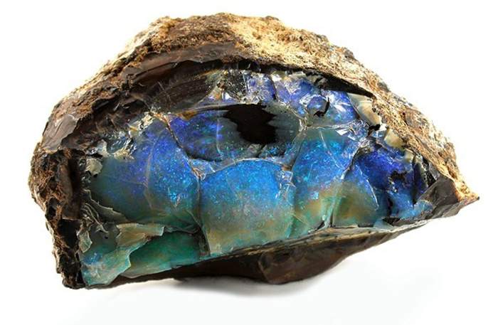 Opal: Hydrated amorphous form of silica