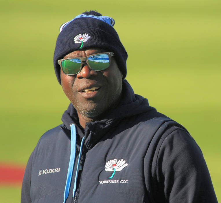 Ottis Gibson: West Indian cricketer