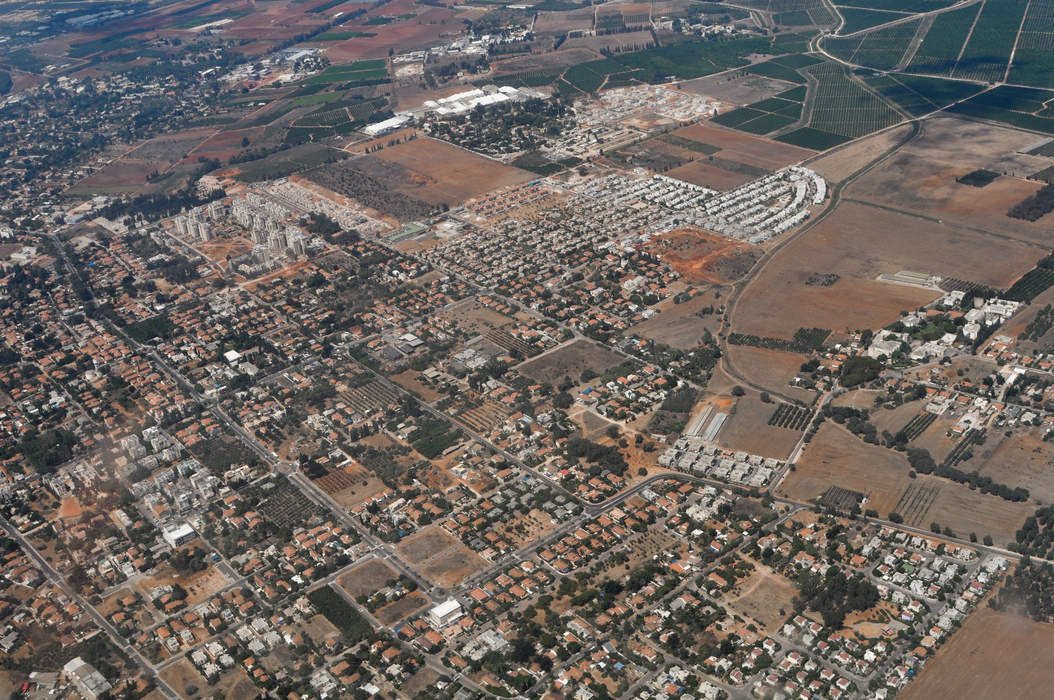 Pardes Hanna-Karkur: Local council in Israel