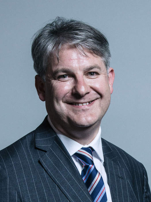 Philip Davies: British Conservative politician (born 1972)