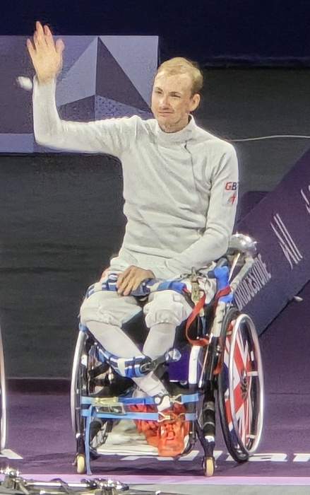 Piers Gilliver: British wheelchair fencer