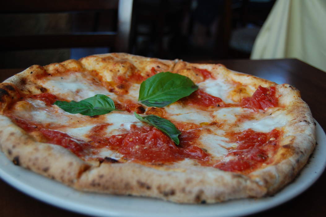 Pizza Margherita: Pizza style typical of Naples, Italy