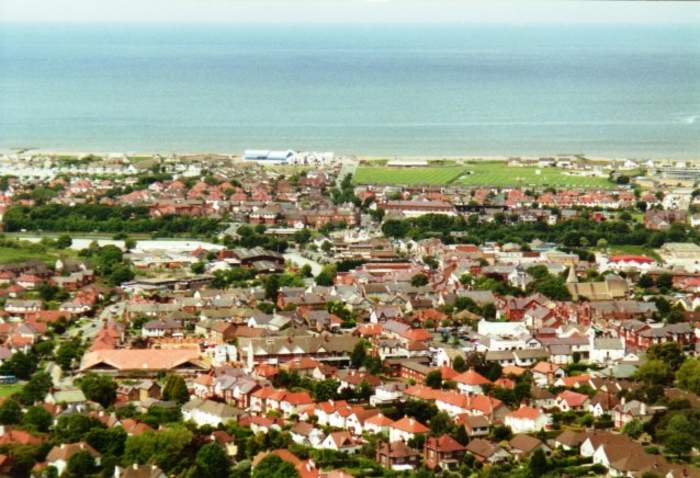 Prestatyn: Coastal town in Denbighshire, Wales