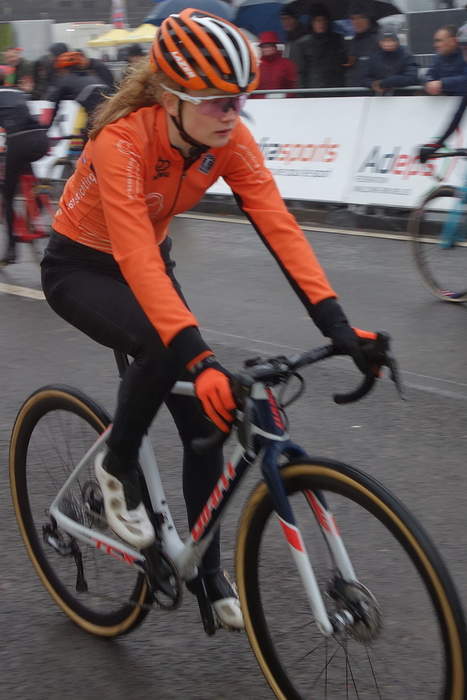 Puck Pieterse: Dutch cyclist (born 2002)