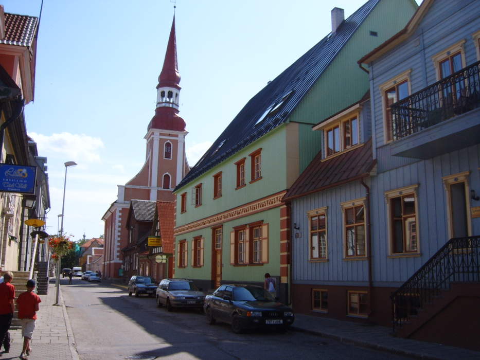 Pärnu: City in Estonia