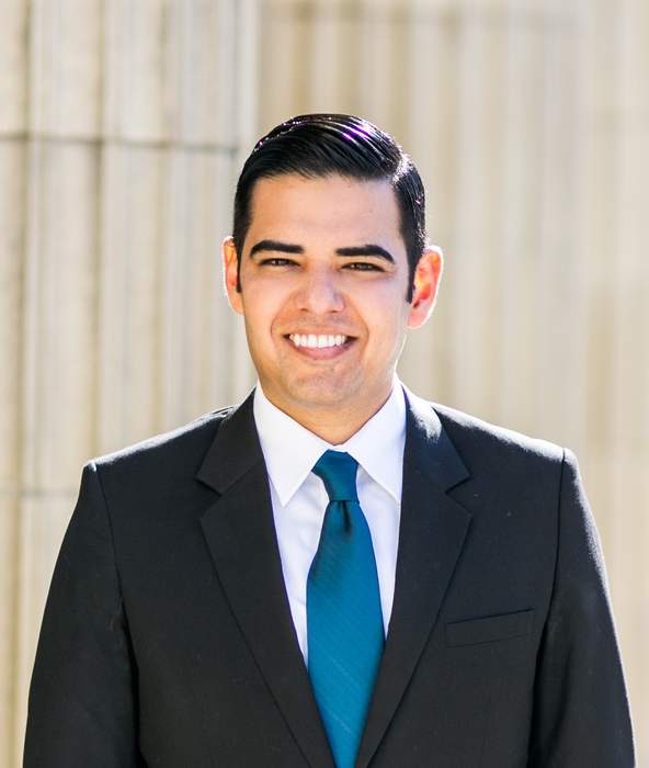 Robert Garcia (California politician): American educator and politician (born 1977)