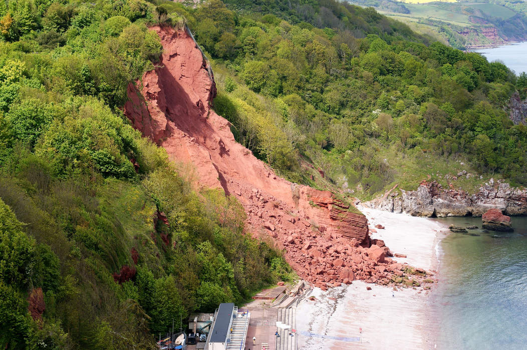 Rockslide: Type of landslide caused by rock failure