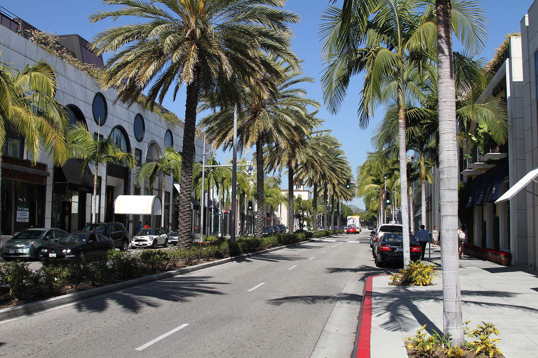 Rodeo Drive: Shopping district in Beverly Hills, California